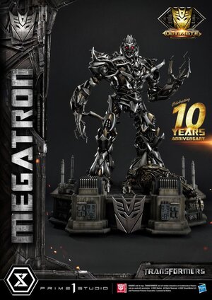 Preorder: Transformers Museum Masterline Statue Megatron Ultimate Bonus Version 84 cm