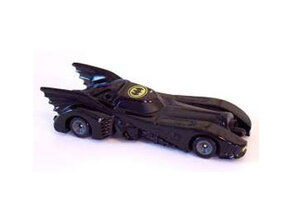 Batman Diecast Model 1/24 1989 Batmobile with figure