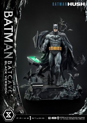 Preorder: Batman Hush Statue 1/3 Batman Batcave Black Version 88 cm