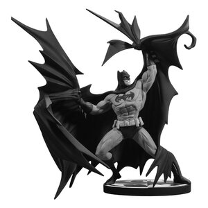 Preorder: Batman Black & White Statue Batman by Denys Cowan 25 cm