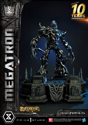 Preorder: Transformers Museum Masterline Statue Megatron Deluxe Bonus Version 84 cm