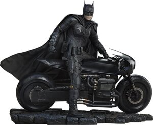 The Batman Premium Format Statue The Batman 48 cm