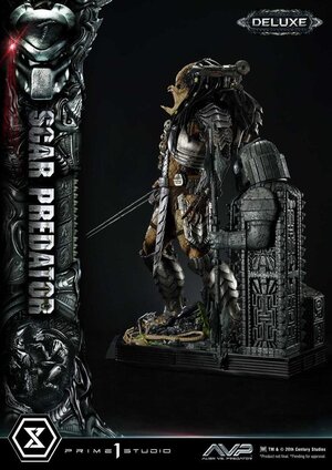 Preorder: The Alien vs. Predator Museum Masterline Series Statue 1/3 Scar Predator Deluxe Version 93 cm