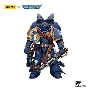 Preorder: Warhammer 40k Action Figure 1/18 Ultramarines Captain With Jump Pack 12 cm