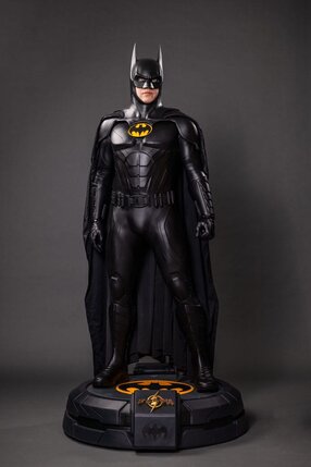 Preorder: The Flash Life-Size Statue Batman Keaton 2 211 cm
