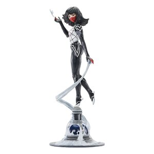 Preorder: Marvel Premier Collection Statue 1/7 Silk 36 cm