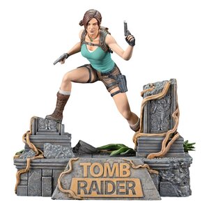 Preorder: Tomb Raider PVC Statue Lara Croft 24 cm