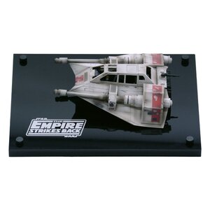 Preorder: Star Wars Episode V 1/1 Replica Snowspeeder Crew Gift