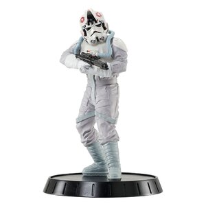 Preorder: Star Wars: The Empire Strikes Back Milestones Statue 1/6 AT-AT Pilot 30 cm