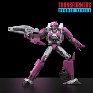 Preorder: Transformers One Studio Series Deluxe Class Action Figure Elita-1 11 cm