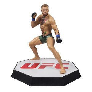 Preorder: UFC Posed PVC Statue Conor McGregor 18 cm