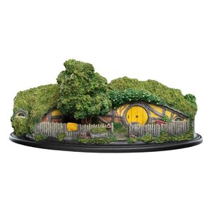 Preorder: The Hobbit Statue Hobbit Hole - 25 Gandalfs Cutting 14 cm