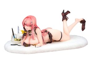 Preorder: Azur Lane PVC Statue 1/7 Bremerton Hugging Pillow Ver. 10 cm