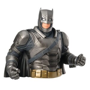 Preorder: Batman Coin Bank Batman BVS