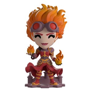 Preorder: Magic the Gathering Vinyl Figure Chandra Nalaar 14 cm