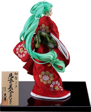 Preorder: Character Vocal Series 01: Hatsune Miku Kyugetsu PVC Statue 1/7 Japanese Doll Hatsune Miku: Beauty Looking Back Miku Ver. 28 cm