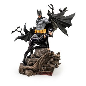 Preorder: DC Comics Statue 1/4 Batman & Catwoman Reunion 67 cm