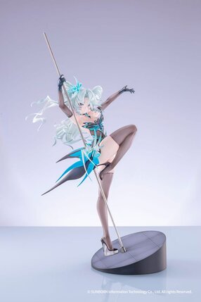 Preorder: Girls´ Frontline Statue 1/7 PA-15 Treading Light, Coming Night Ver. 27 cm