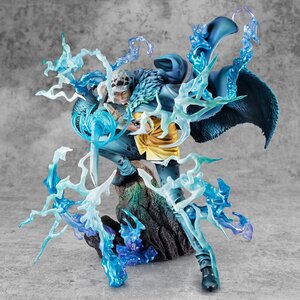 Preorder: One Piece Portrait Of Pirates WA-MAXIMUM PVC Statue Trafalgar Law The Surgeon of Death Awaken Ver. 27 cm