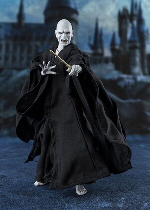 Preorder: Harry Potter and the Philosophers Stone S.H. Figuarts Action Figure Lord Voldemort 15 cm