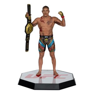 Preorder: UFC Posed PVC Statue Alex Pereira 18 cm