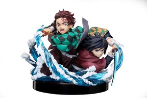 Preorder: Demon Slayer: Kimetsu no Yaiba PVC Statue Tanjiro & Giyuu 13 cm