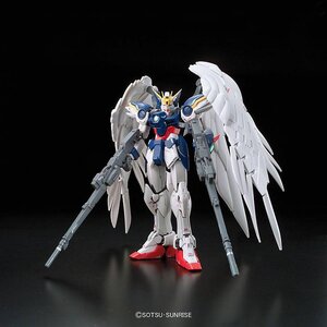 Mobile Suit Gundam Plastic Model Kit - RG 1/144 Wing Gundam Zero EW