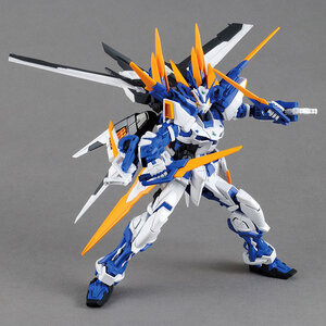 Mobile Suit Gundam Plastic Model Kit - MG 1/100 Astray Blue Frame D