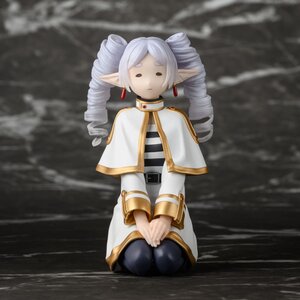 Frieren: Beyond Journey's End PM Perching PVC Prize Figure - I have ringlets now Clear Ver.